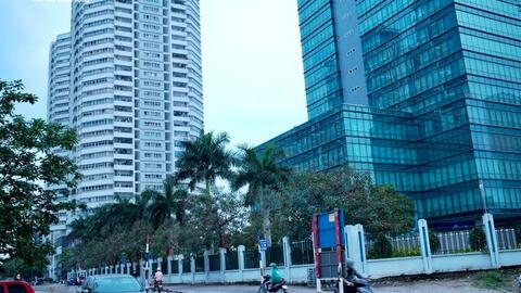 Giá chung cư Hà Nội cao ngất, chuyên gia khuyên không nên đầu tư