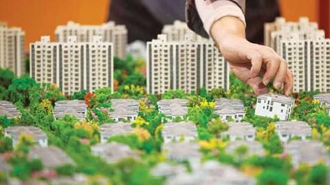 Dòng tiền ào ào đổ vào bất động sản
