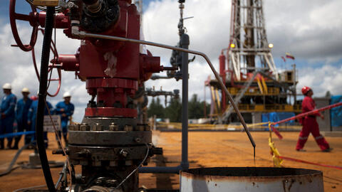 Dầu WTI mất gần 3% khi Mỹ thúc đẩy thoả thuận ngừng bắn tại Gaza