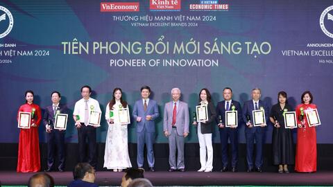 DNSE lần thứ hai liên tiếp vào top 10 Thương hiệu mạnh - Tiên phong đổi mới sáng tạo