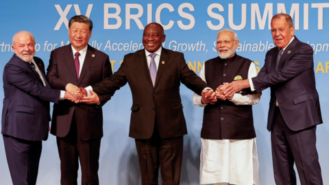 BRICS đứng trước thời điểm bước ngoặt khi các thành viên "đồng sàng dị mộng"