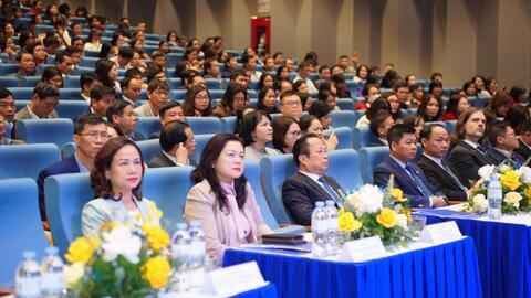 Hà Nội phát động “Tháng tự học ngoại ngữ”