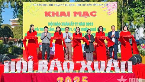 Nhiều hoạt động đặc sắc tại Hội Báo Xuân tỉnh Gia Lai