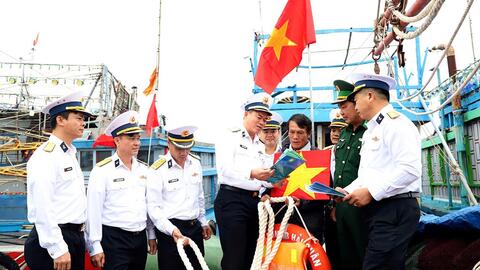 Đẩy mạnh tuyên truyền và giúp dân hiệu quả