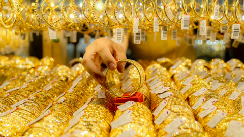 Giá vàng chiều nay (24-4): Quay đầu tăng mạnh
