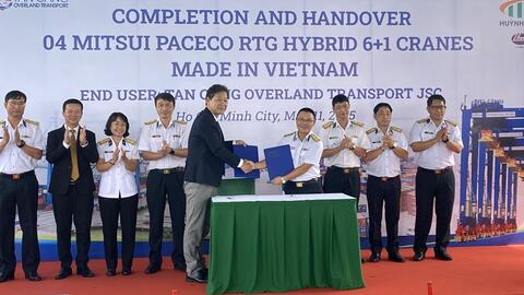 Tổng công ty Tân Cảng Sài Gòn tiếp nhận 4 cẩu RTG Hybrid do doanh nghiệp Việt Nam sản xuất