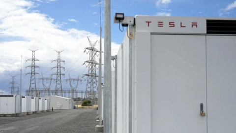 Tesla xây trạm lưu trữ năng lượng lưới điện đầu tiên tại Trung Quốc