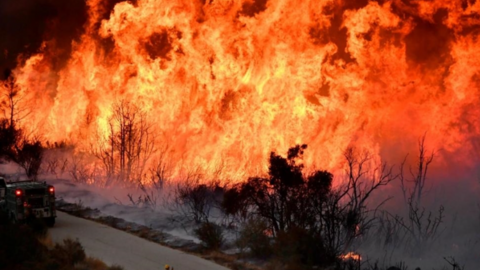 Mỹ: Bang California chống chọi với đám cháy rừng lớn nhất kể từ đầu năm