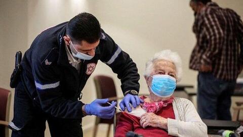 Phát hiện mới về hiệu quả của mũi 4 Pfizer trước biến thể Omicron