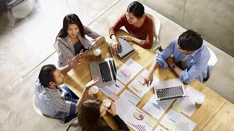 Lịch sự kiện và tin vắn chứng khoán ngày 21/4