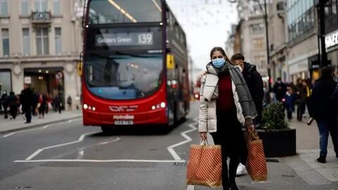 Áp lực nợ công, nước Anh tìm giải pháp mới hỗ trợ người dân