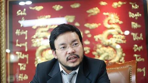 Cổ phiếu mất gần 50% giá trị trong hơn 1 tháng, Đất Xanh lên tiếng bác tin đồn về lãnh đạo