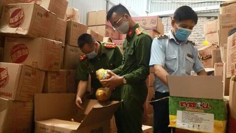 Hà Nội: Triệt phá cơ sở sản xuất bánh kẹo giả 'Made in Japan' quy mô lớn ở Hoài Đức