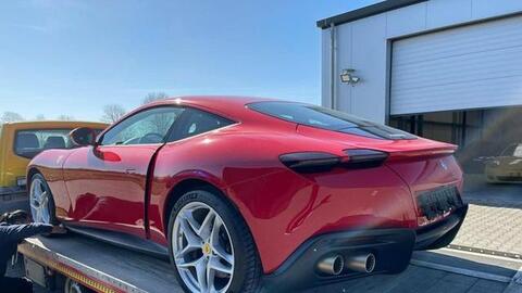 Bất thường đường dây nhập siêu xe biếu tặng: Có thể xử lý nhiều hành vi