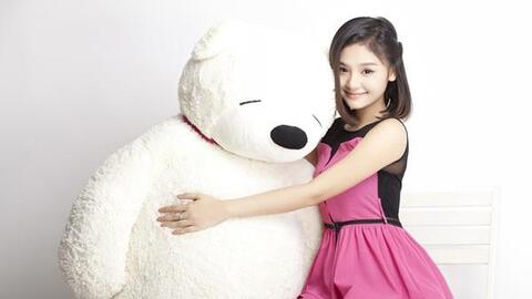 10 năm của Miu Lê ở Vbiz: Từng bị ám ảnh vì miệt thị ngoại hình và cú "lột xác" ngoạn mục