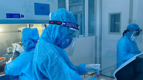 Biến thể phụ BA.4, BA.5 lây lan nhanh, ca Covid-19 tăng: Bộ Y tế yêu cầu tăng cường phòng chống dịch