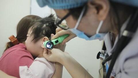 Hơn 3.500 người đến khám nghi nhiễm cúm tại BV Bệnh Nhiệt đới TW