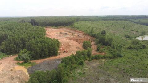 Đồng Nai: Một mỏ đất không phép rộng hàng chục hecta ngang nhiên hoạt động