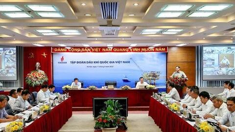 Xây dựng Tập đoàn Dầu khí lớn mạnh, giữ vai trò chủ lực trong bảo vệ an ninh năng lượng quốc gia