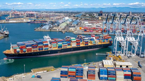 DN có lợi nhuận tăng trưởng ấn tượng nhất nhiều quý, cổ phiếu vẫn "bốc hơi" 50% so với đỉnh