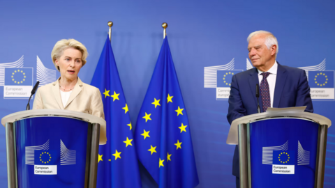 EU, Mỹ tăng thêm trừng phạt, Nga hoan nghênh kết quả trưng cầu dân ý