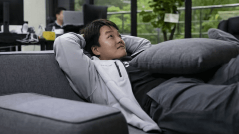 Do Kwon lần đầu lộ diện sau lệnh truy nã đỏ