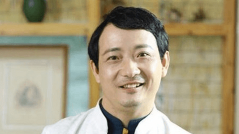 Những tỷ phú từng bị từ chối đến hàng trăm lần khi đi xin việc