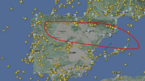 Lo ngại mảnh vỡ tên lửa Trung Quốc, Tây Ban Nha đóng cửa loạt sân bay