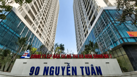 Đất công cộng, nhà máy tiếp tục thành cao ốc