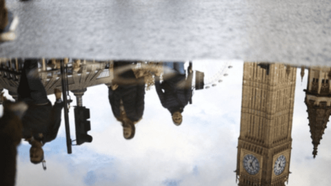 Kinh tế Anh đứng trước nguy cơ đánh mất cả thập kỷ