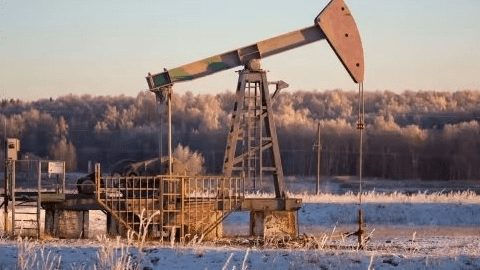 Chưa kịp mừng vì bán dầu trên mức giá trần, Nga bất ngờ ngậm 'trái đắng' từ lệnh trừng phạt của châu Âu