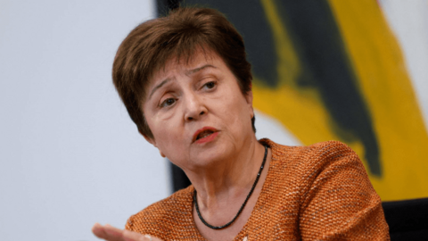 IMF: Suy thoái kinh tế sẽ tấn công 1/3 thế giới trong năm nay