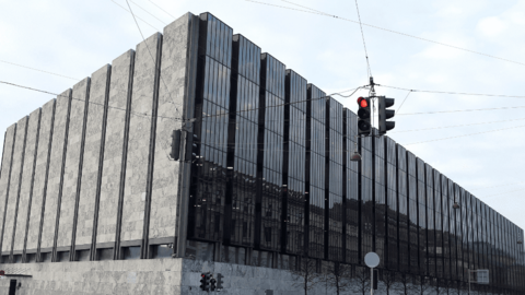 Chuyện lạ về quốc gia cả năm trời tội phạm không "thèm" cướp ngân hàng