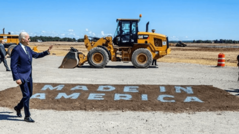 Cận cảnh loại dầu mới mà Mỹ đang chi hàng trăm tỷ đô để 'thâu tóm' nguồn cung