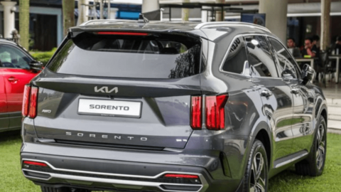 Kia Sorento 2023 xuất hiện tại thị trường Đông Nam Á