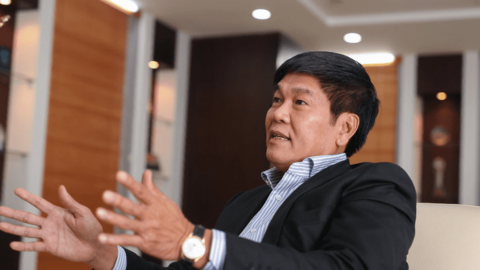 Hứng 4 “cú đấm” khiến lỗ kỷ lục trong quý cuối năm, Hòa Phát đã làm gì?