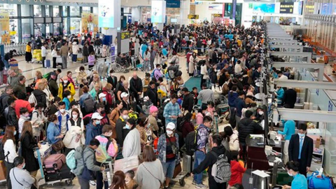 Hàng không tăng chuyến, đường sắt mở bán vé dịp 30/4-1/5