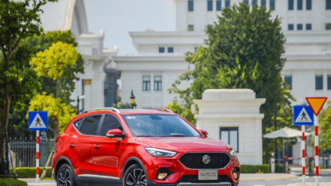 Khách nữ mua MG ZS: “Hợp mắt, giá hợp lý, đáp ứng đủ nhu cầu”