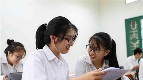 Trường đại học nào chuyển học trực tuyến sau dịp nghỉ lễ?
