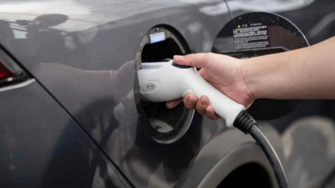 Trung Quốc dẫn đầu thế giới về số lượng bằng sáng chế sạc xe điện