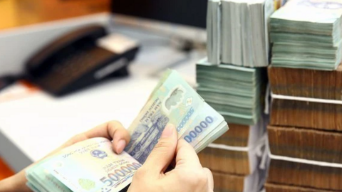 Tăng mức lương cơ sở lên 1,8 triệu đồng/tháng từ ngày 1/7/2023