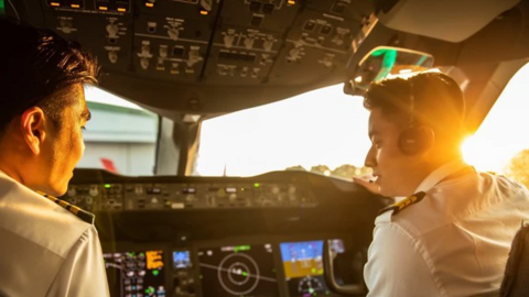 Lỗ liên tục, VNA chật vật xử lý tiền lương