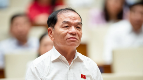 Chủ tịch Quốc hội nhắc Bộ trưởng trả lời có bao nhiêu đề tài nghiên cứu còn trong ngăn kéo