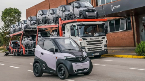 Mẫu ô tô mini vừa ra mắt sở hữu kích thước nhỏ xinh hơn cả VinFast VF 3, với giá bán chỉ ngang một chiếc Vespa