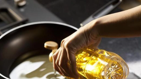 WHO kêu gọi tránh xa 3 loại dầu ăn này nếu muốn bảo vệ gan