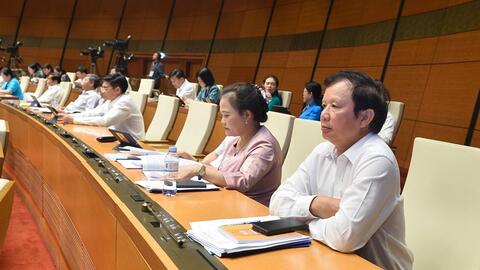 Quốc hội tiến hành họp đợt 2, thông qua nhiều chính sách quan trọng