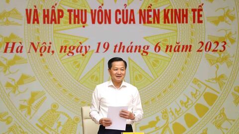 Phó Thủ tướng yêu cầu giảm lãi suất cho vay để hỗ trợ doanh nghiệp phục hồi và tăng trưởng