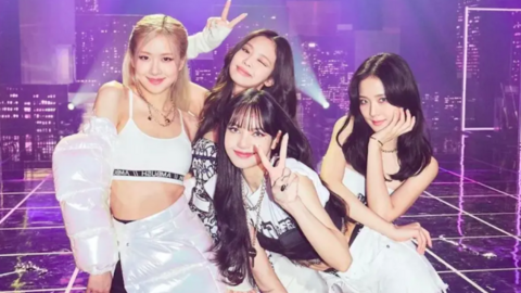 Công ty quản lý  phản hồi thông tin BLACKPINK chỉ hát 13 bài trong concert ở Hà Nội