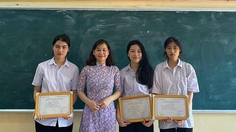 Thí sinh điểm 10 môn Văn: "Nằm trong dự đoán sau khi em đi thi"