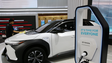 Một quốc gia Đông Nam Á nuôi giấc mơ trở thành ‘thiên đường’ ô tô điện, giảm tận 10% thuế nhưng người dân vẫn do dự vì chưa 'vượt ải' giá cao